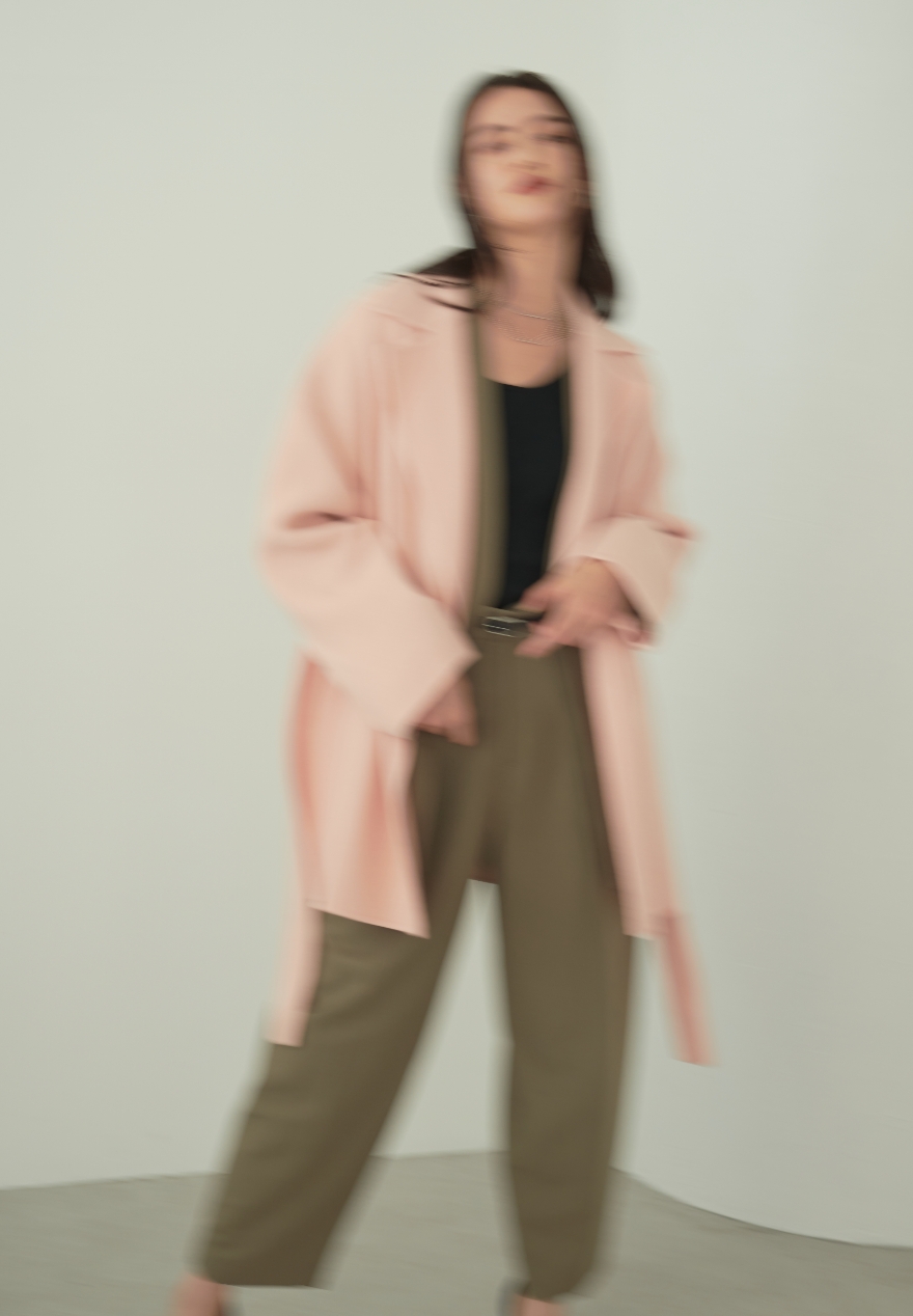 OUTER LOOK BOOK NORCの服を着用している女性モデルの画像09