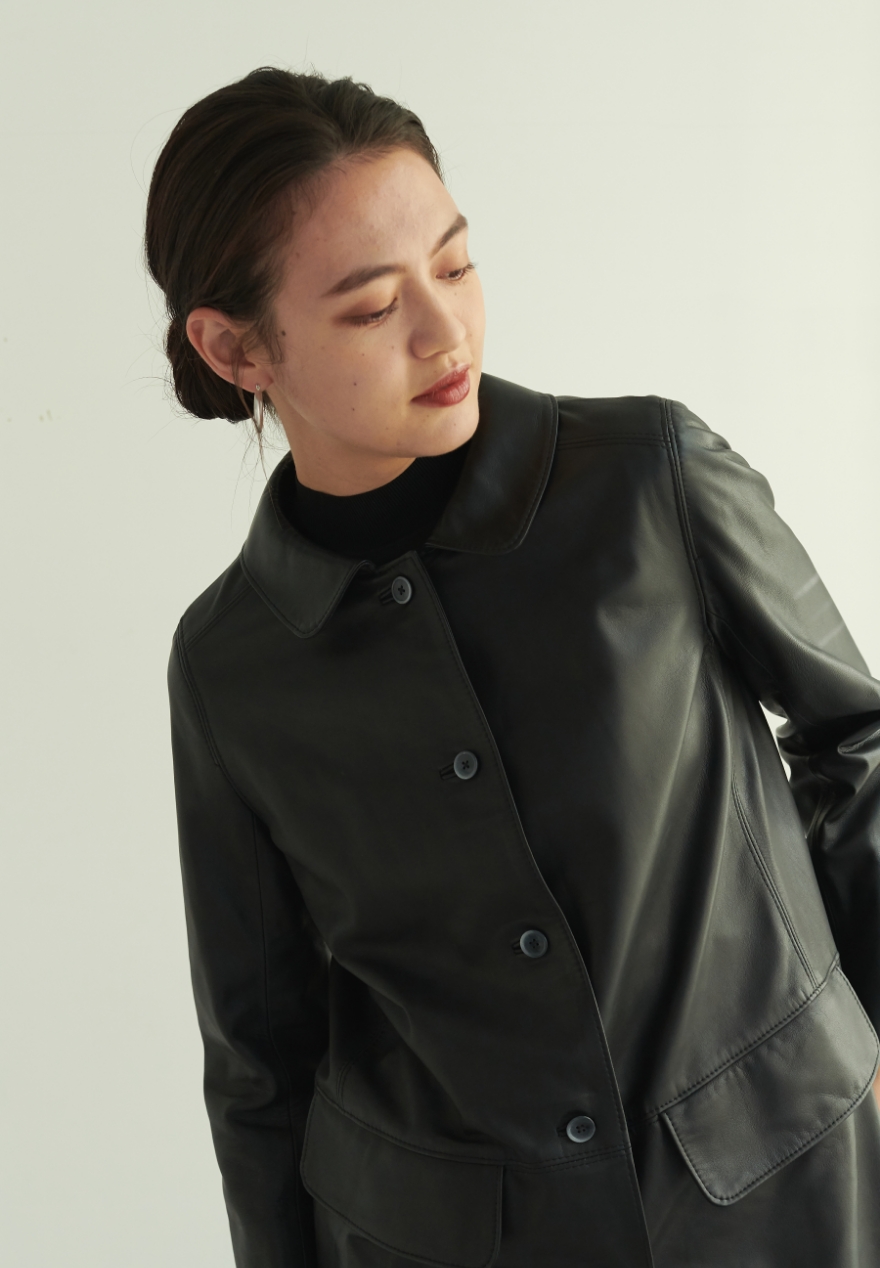 OUTER LOOK BOOK junko shimadaの服を着用している女性モデルの画像05